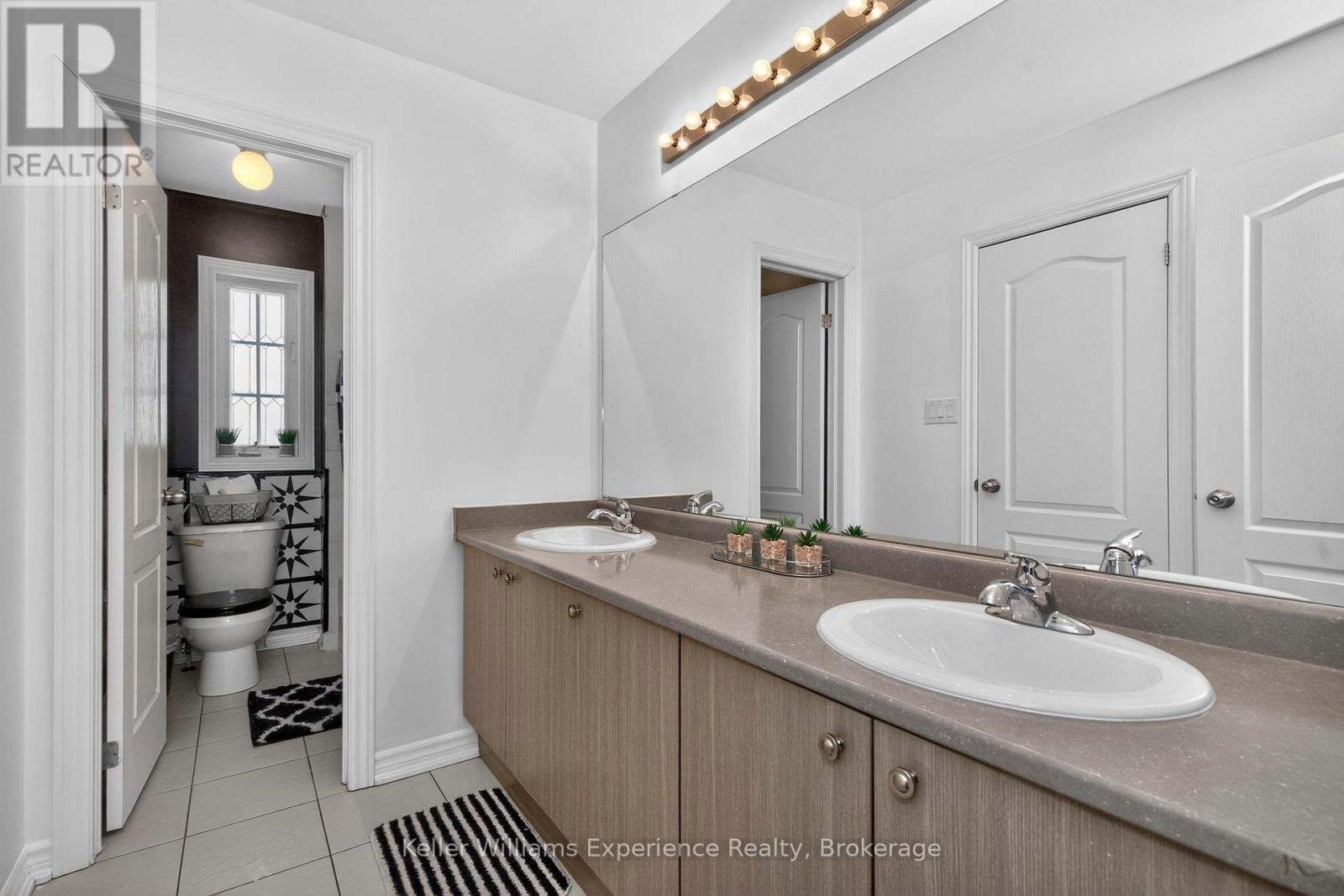 2090 Webster Boulevard, Innisfil, Ontario L9S 0J2 - Photo 34 - N12970792