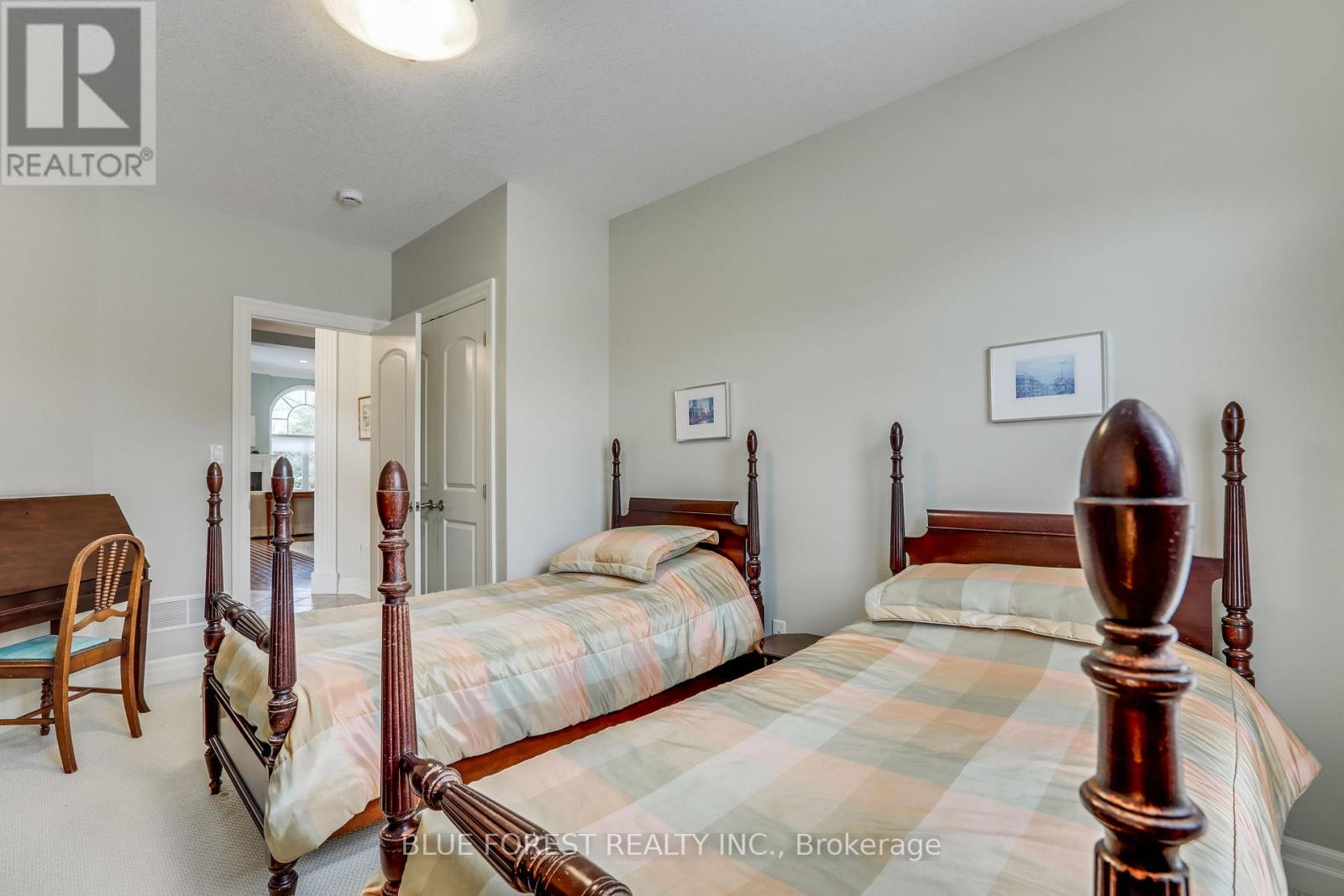 6 - 2014 Valleyrun Boulevard S, London North, Ontario  N6G 3N8 - Photo 11 - X12874722