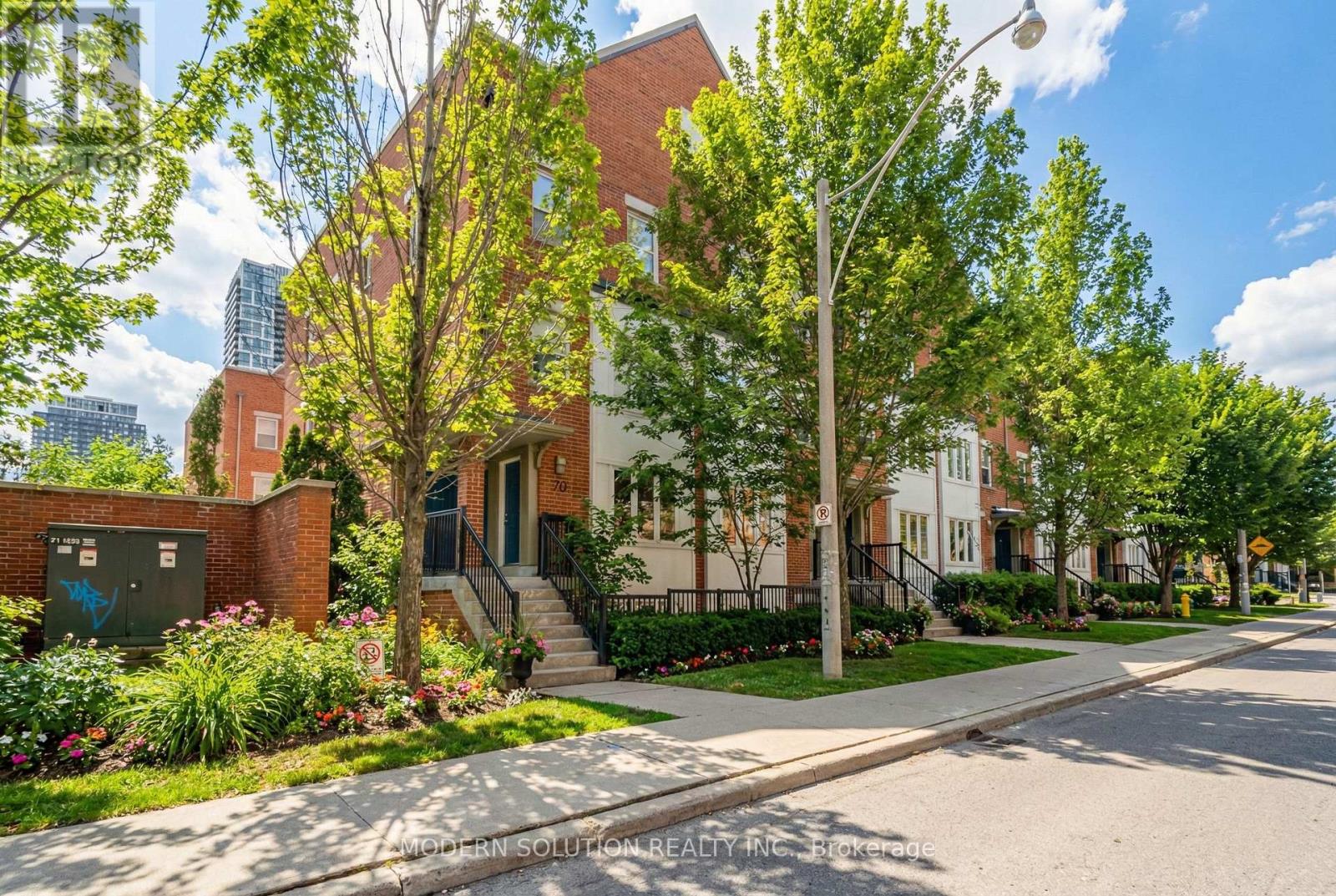 3 - 70 Munro Street, Toronto, Ontario  M4M 2S9 - Photo 7 - E12955878