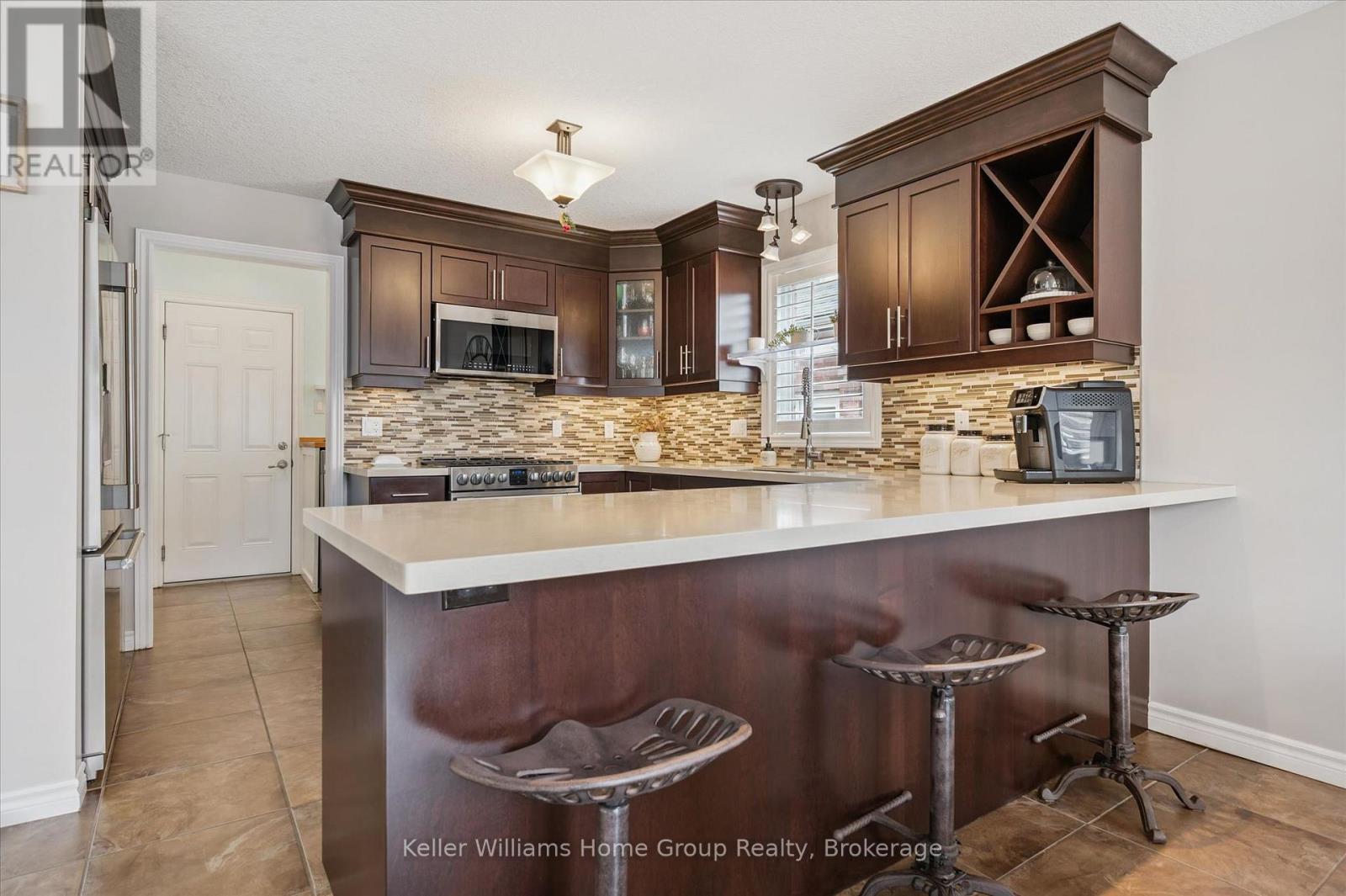 31 Healey Street, Centre Wellington (Elora/salem), Ontario  N0B 1S0 - Photo 11 - X12970758