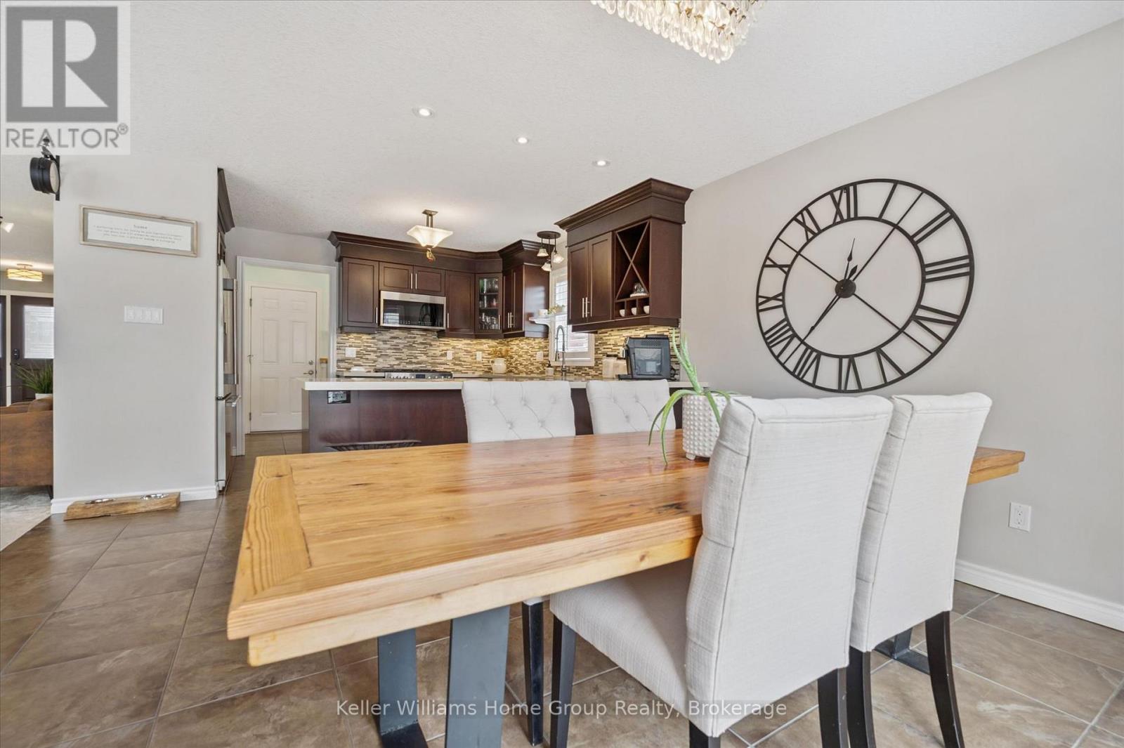 31 Healey Street, Centre Wellington (Elora/salem), Ontario  N0B 1S0 - Photo 17 - X12970758