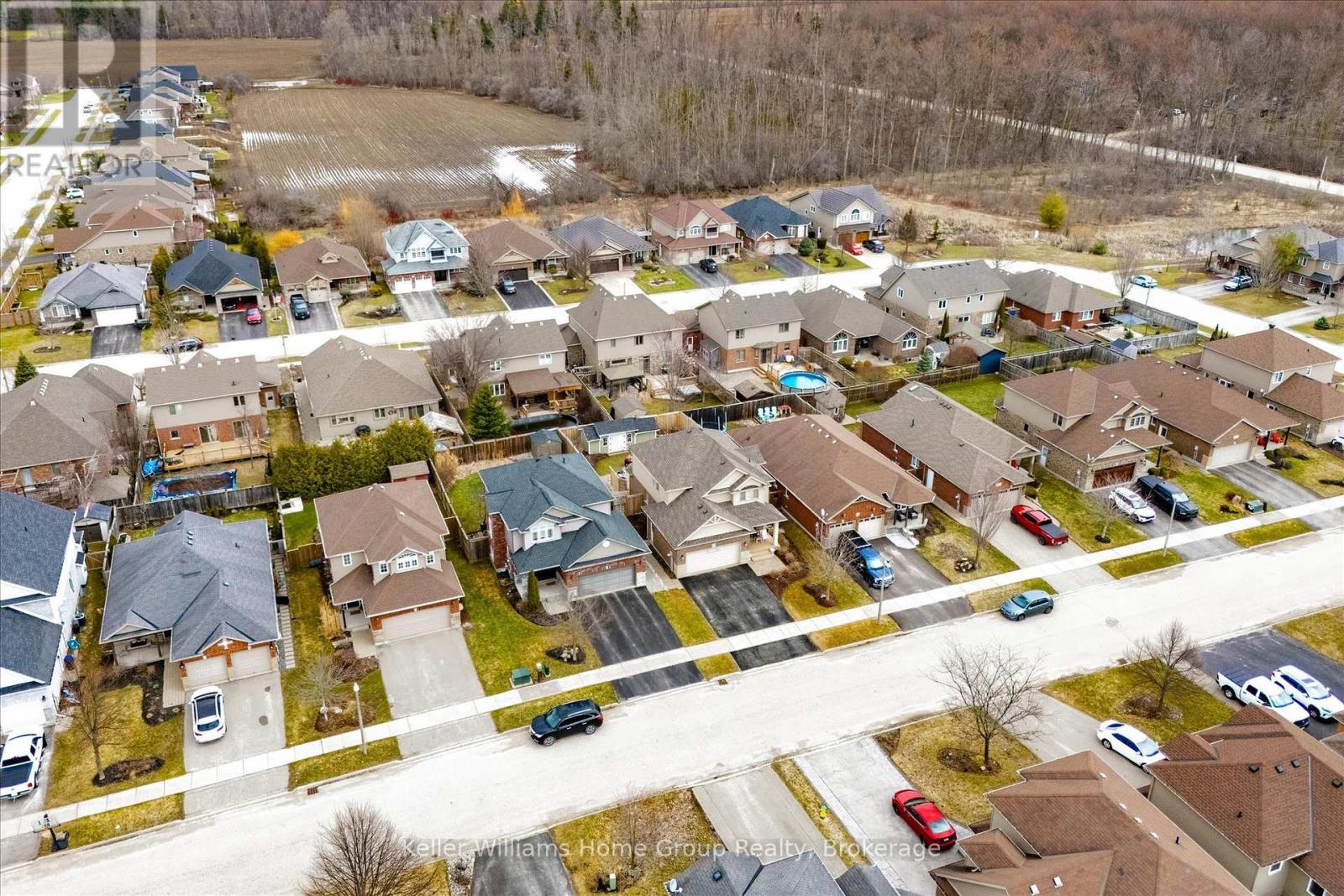 31 Healey Street, Centre Wellington (Elora/salem), Ontario  N0B 1S0 - Photo 43 - X12970758