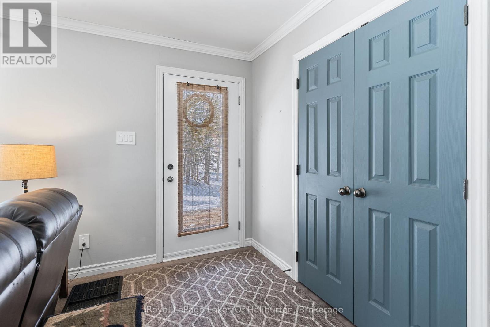 260 Mountain Street, Dysart Et Al (Dysart), Ontario  K0M 1S0 - Photo 9 - X12970822