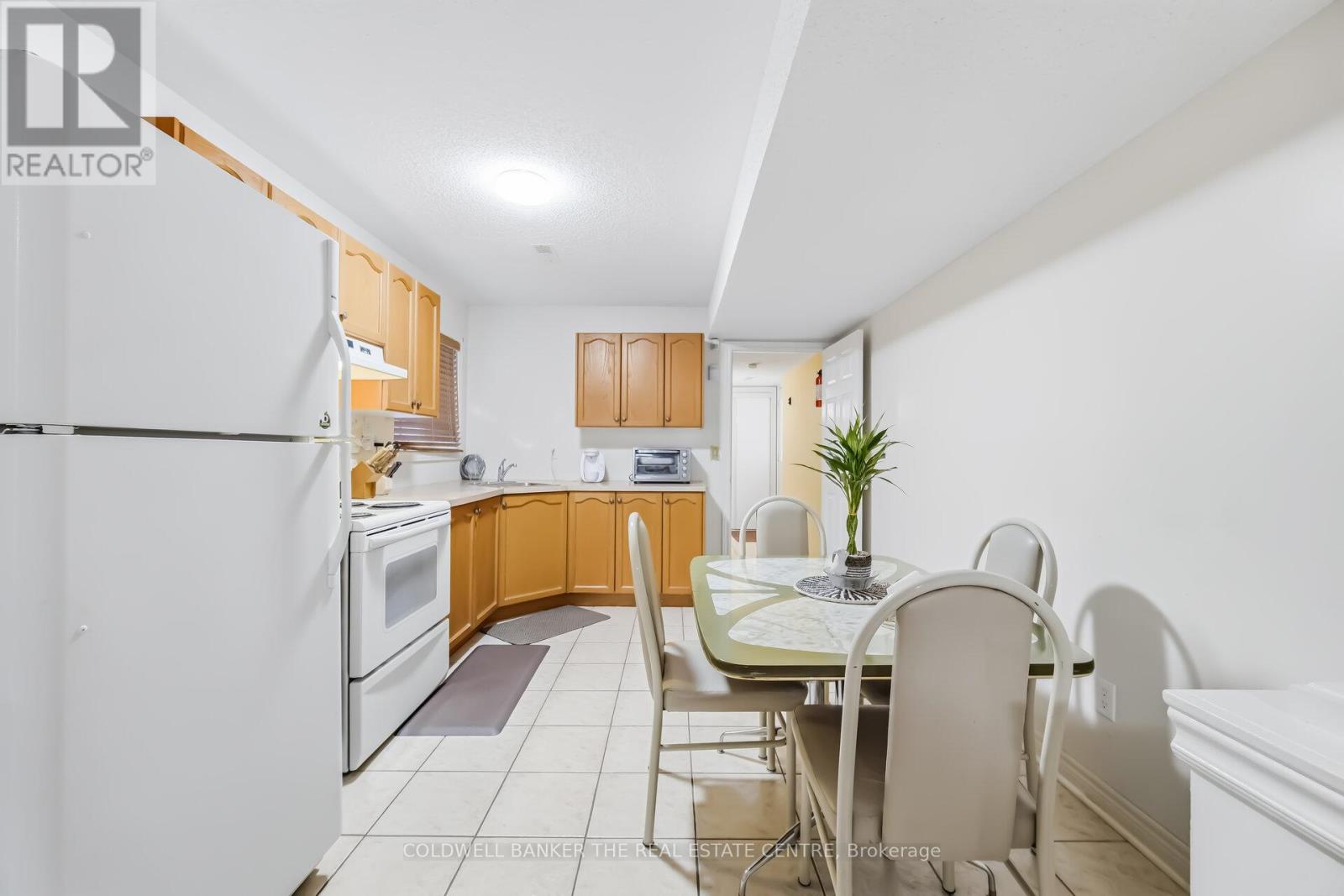 67 Macbride Crescent, Vaughan, Ontario  L6A 3R3 - Photo 31 - N12912286