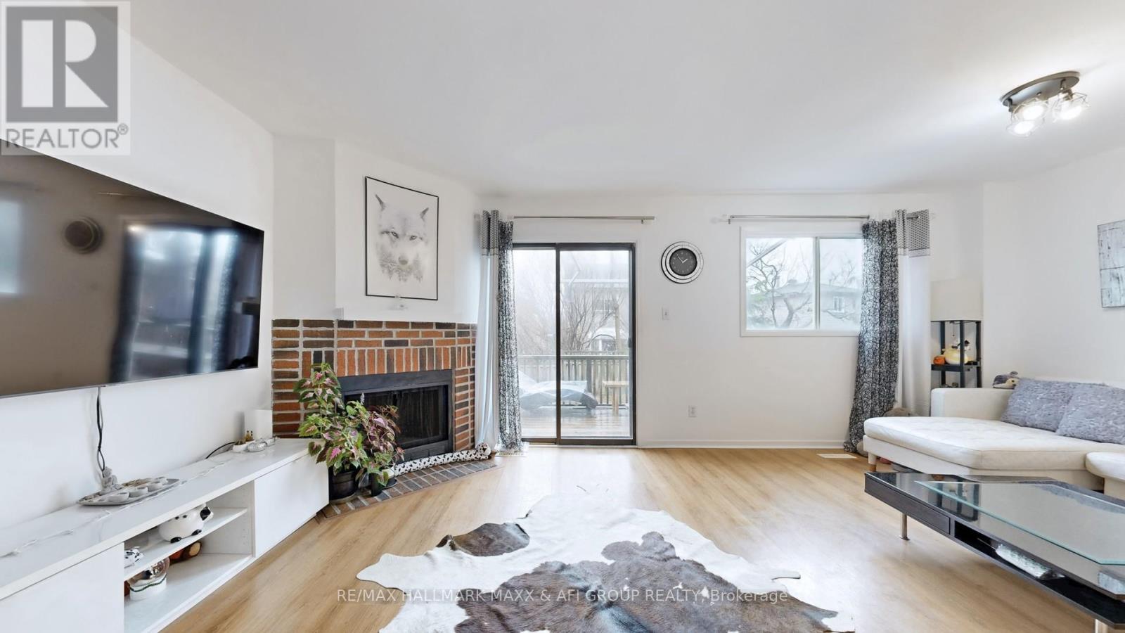 13 Don Head Village Boulevard, Richmond Hill, Ontario  L4C 7M3 - Photo 6 - N12969878