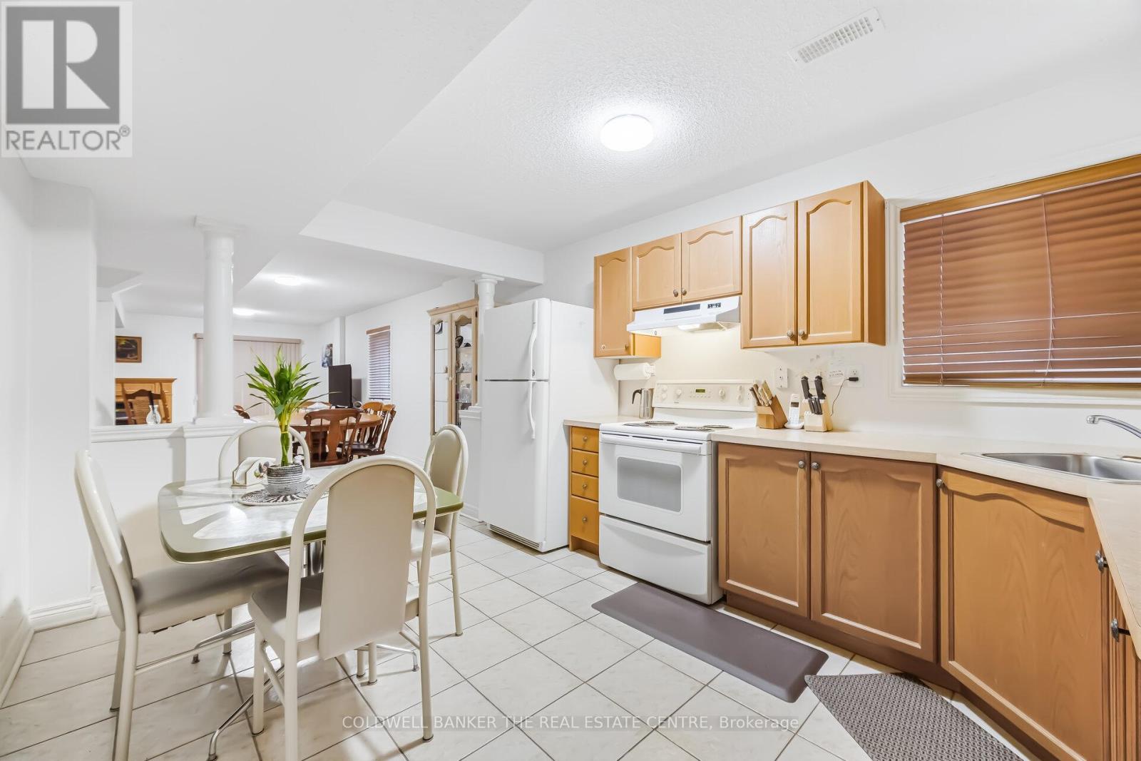 67 Macbride Crescent, Vaughan, Ontario  L6A 3R3 - Photo 40 - N12912286