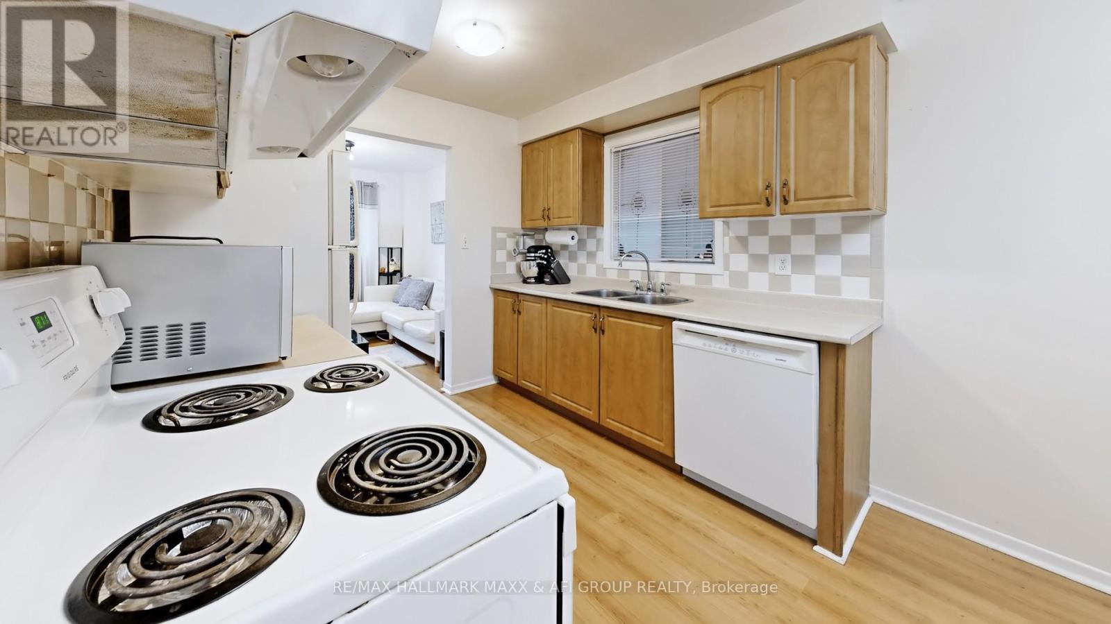 13 Don Head Village Boulevard, Richmond Hill, Ontario  L4C 7M3 - Photo 17 - N12969878