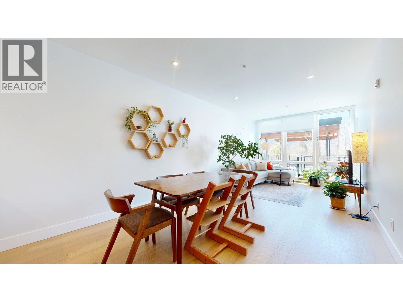 213 1870 Dowad Drive, Squamish, British Columbia  V8B 1C4 - Photo 12 - R3108311