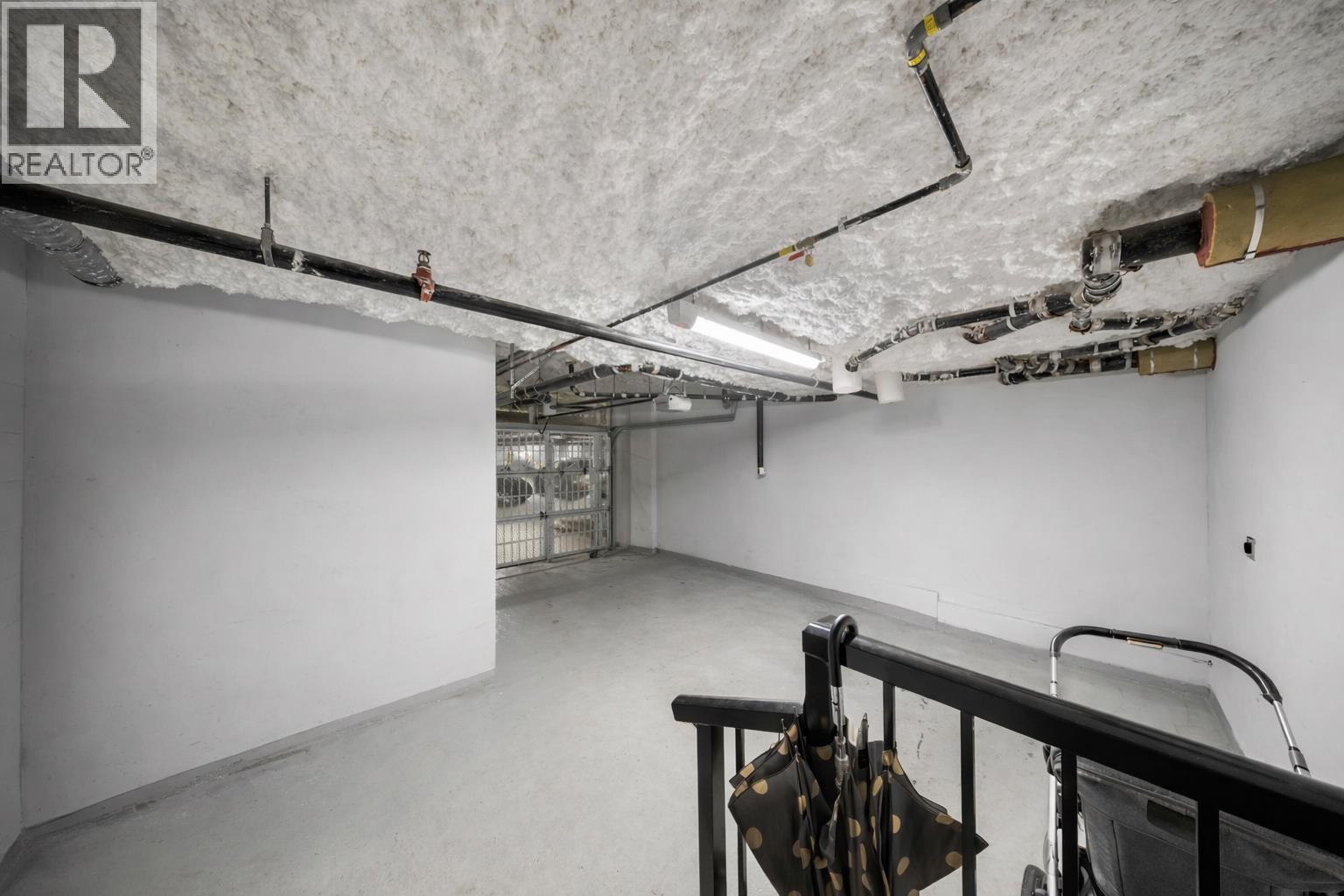 110 707 E 3rd Street, North Vancouver, British Columbia  V7L 1G8 - Photo 9 - R3108320