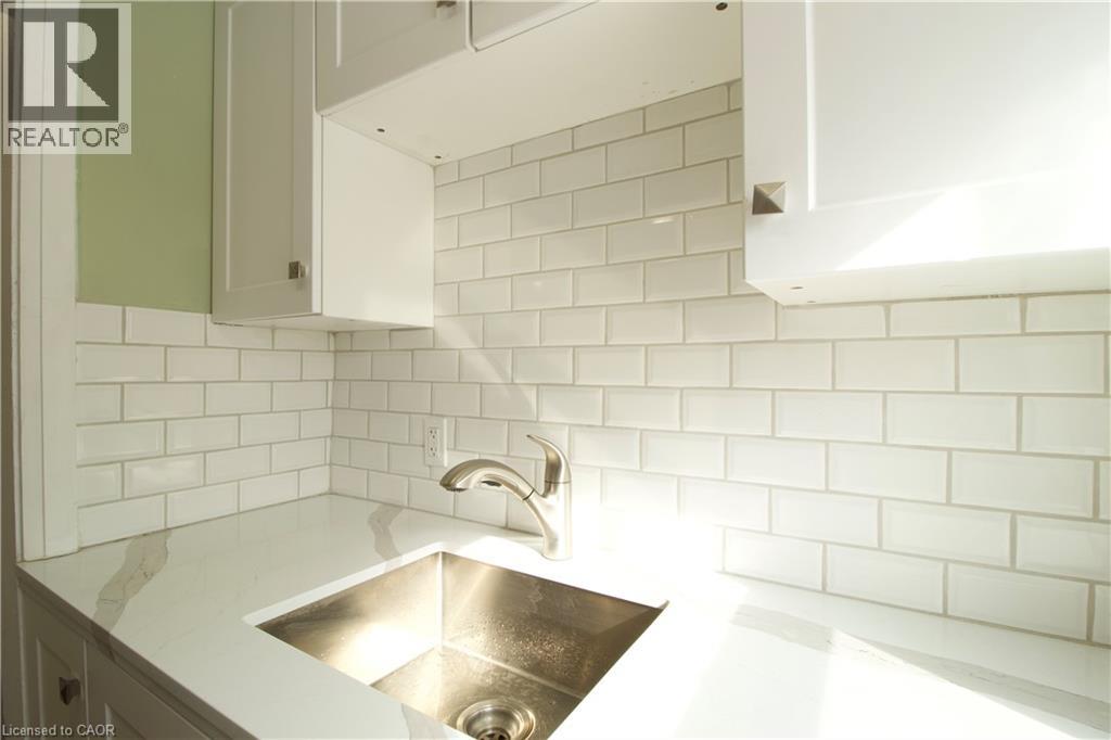 1243 Langmuir Avenue Unit# Upper, London, Ontario  N5W 2G2 - Photo 11 - 40818458