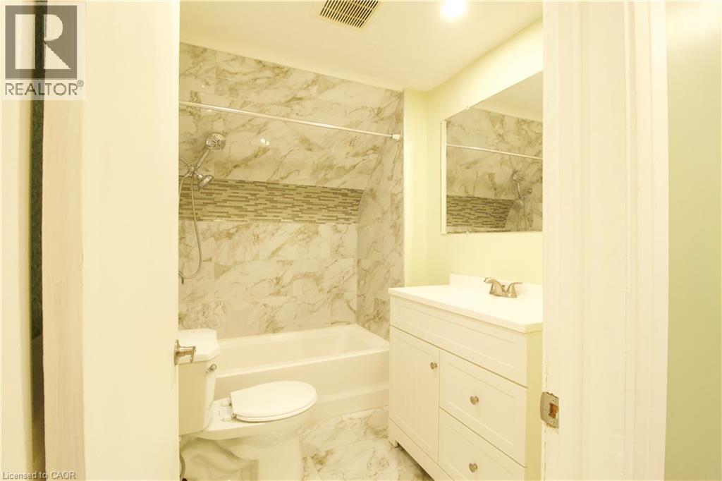 1243 Langmuir Avenue Unit# Upper, London, Ontario  N5W 2G2 - Photo 12 - 40818458