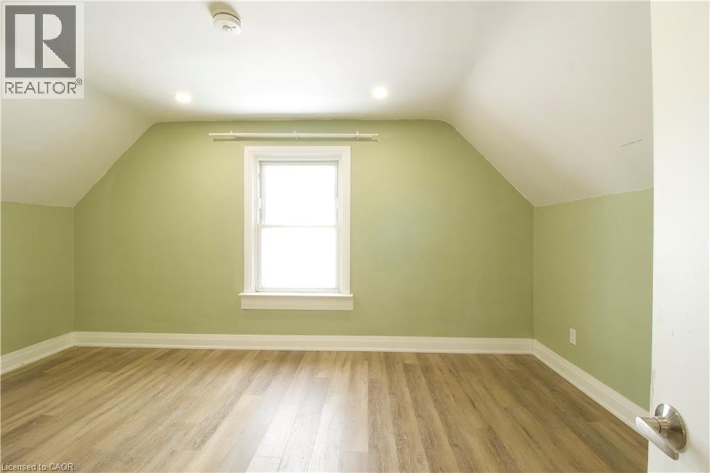 1243 Langmuir Avenue Unit# Upper, London, Ontario  N5W 2G2 - Photo 6 - 40818458