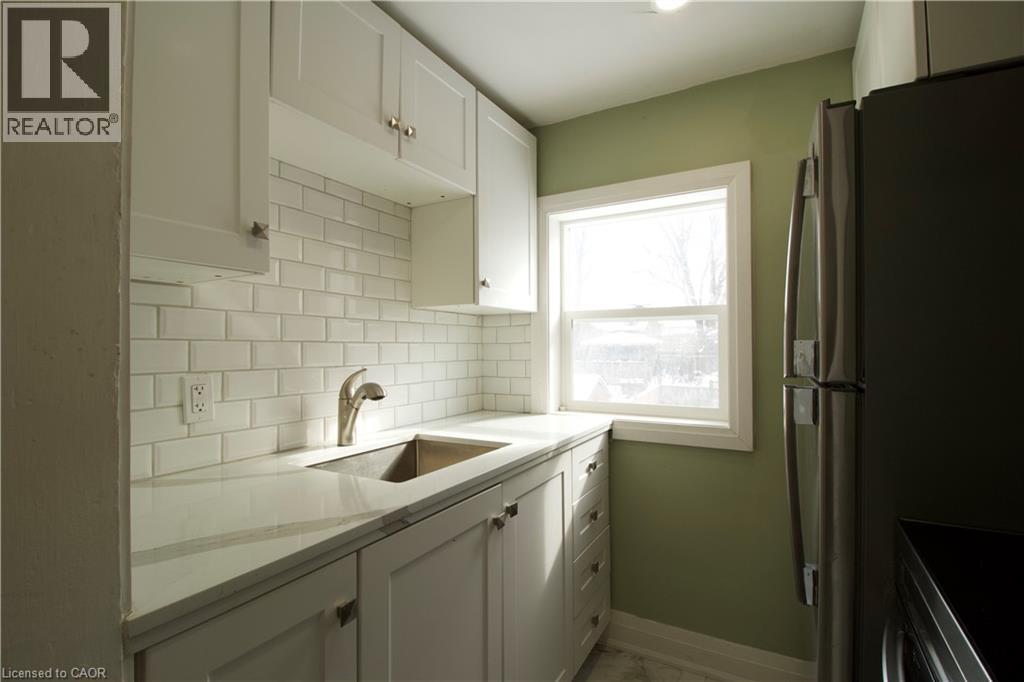 1243 Langmuir Avenue Unit# Upper, London, Ontario  N5W 2G2 - Photo 8 - 40818458