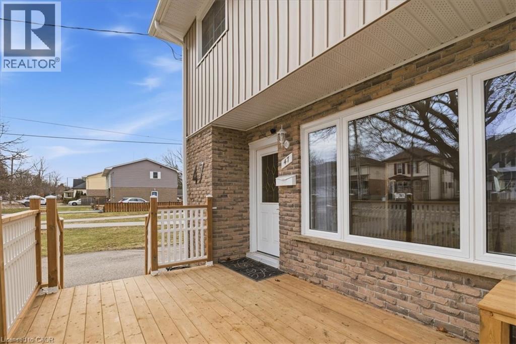 47 Bexley Street, Woodstock, Ontario  N4S 5X6 - Photo 2 - 40812934
