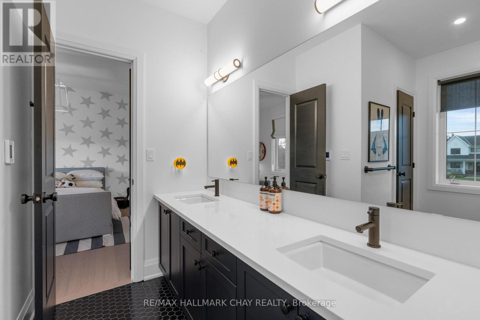 72 Georgian Grande Drive, Oro-Medonte, Ontario L0K 1E0 - Photo 35 - S12477783