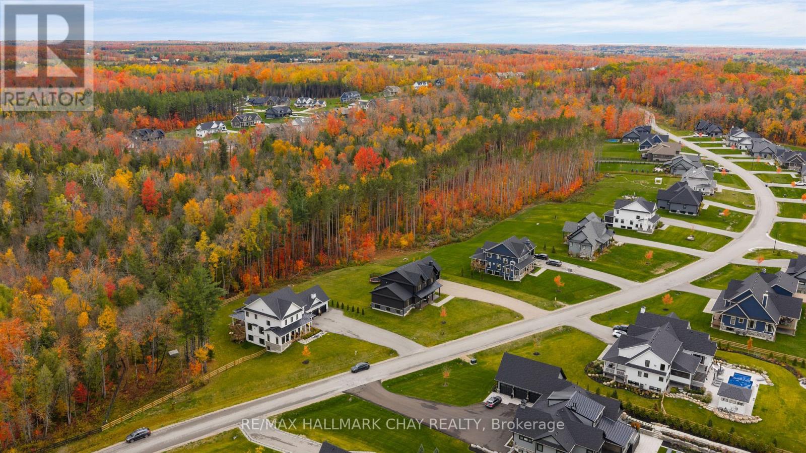 72 Georgian Grande Drive, Oro-Medonte, Ontario L0K 1E0 - Photo 46 - S12477783