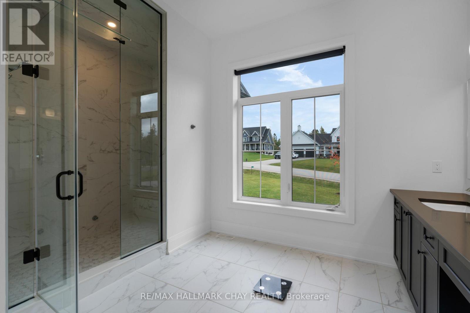 72 Georgian Grande Drive, Oro-Medonte, Ontario L0K 1E0 - Photo 25 - S12477783