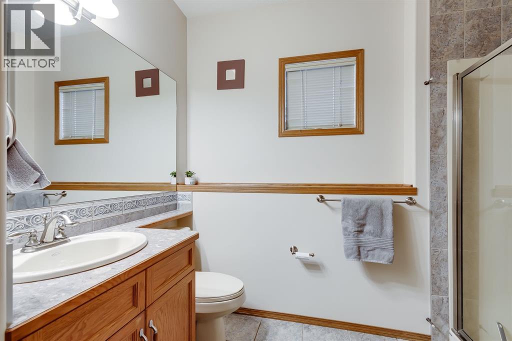 45 Thornfield Close Se, Airdrie, Alberta  T4A 2K7 - Photo 27 - A2293289