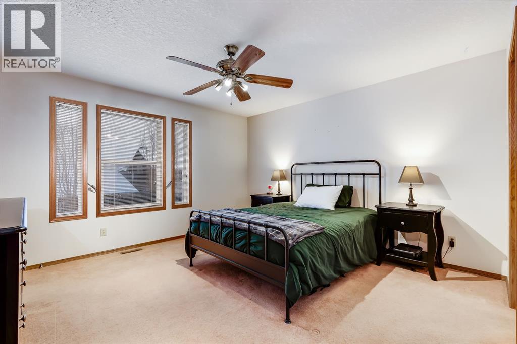 45 Thornfield Close Se, Airdrie, Alberta  T4A 2K7 - Photo 13 - A2293289