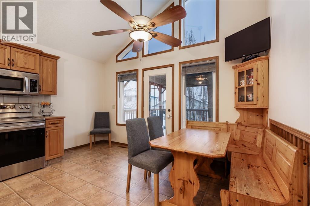 45 Thornfield Close Se, Airdrie, Alberta  T4A 2K7 - Photo 9 - A2293289