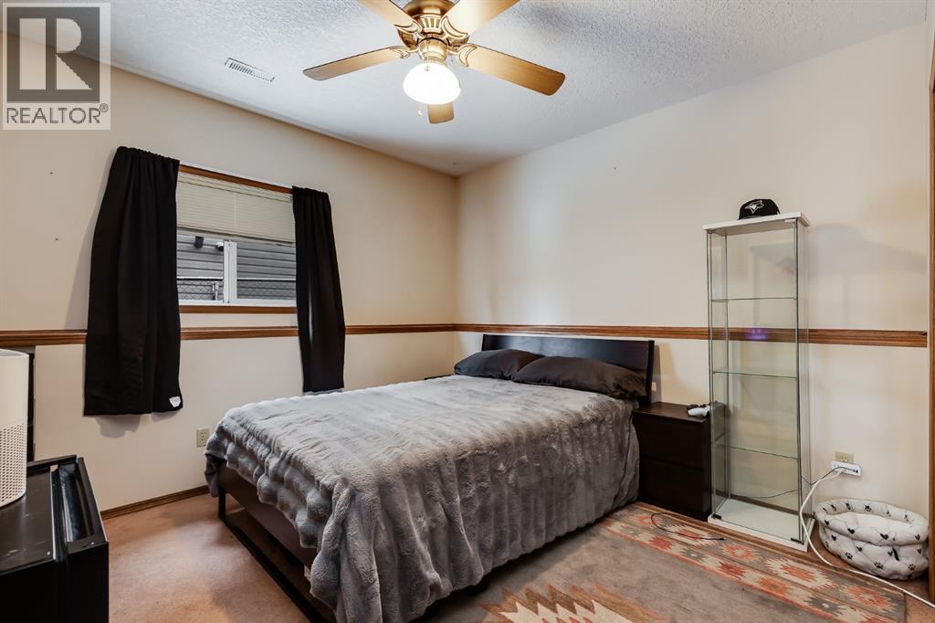 45 Thornfield Close Se, Airdrie, Alberta  T4A 2K7 - Photo 24 - A2293289