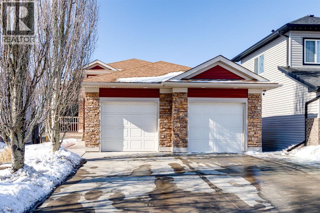 45 Thornfield Close Se, Airdrie, Alberta  T4A 2K7 - Photo 2 - A2293289