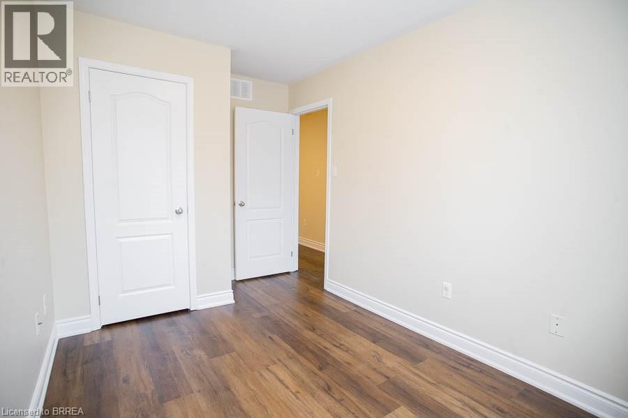 21 Diana Avenue Unit# 43, Brantford, Ontario  N3T 0G7 - Photo 18 - 40818449