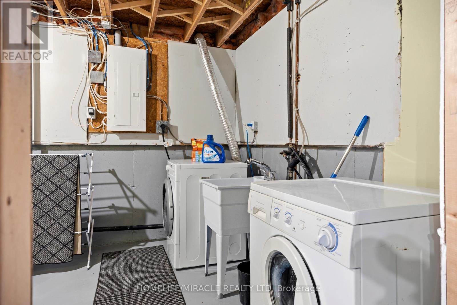 Photo 28 of 28 for 567 Ferndale Court