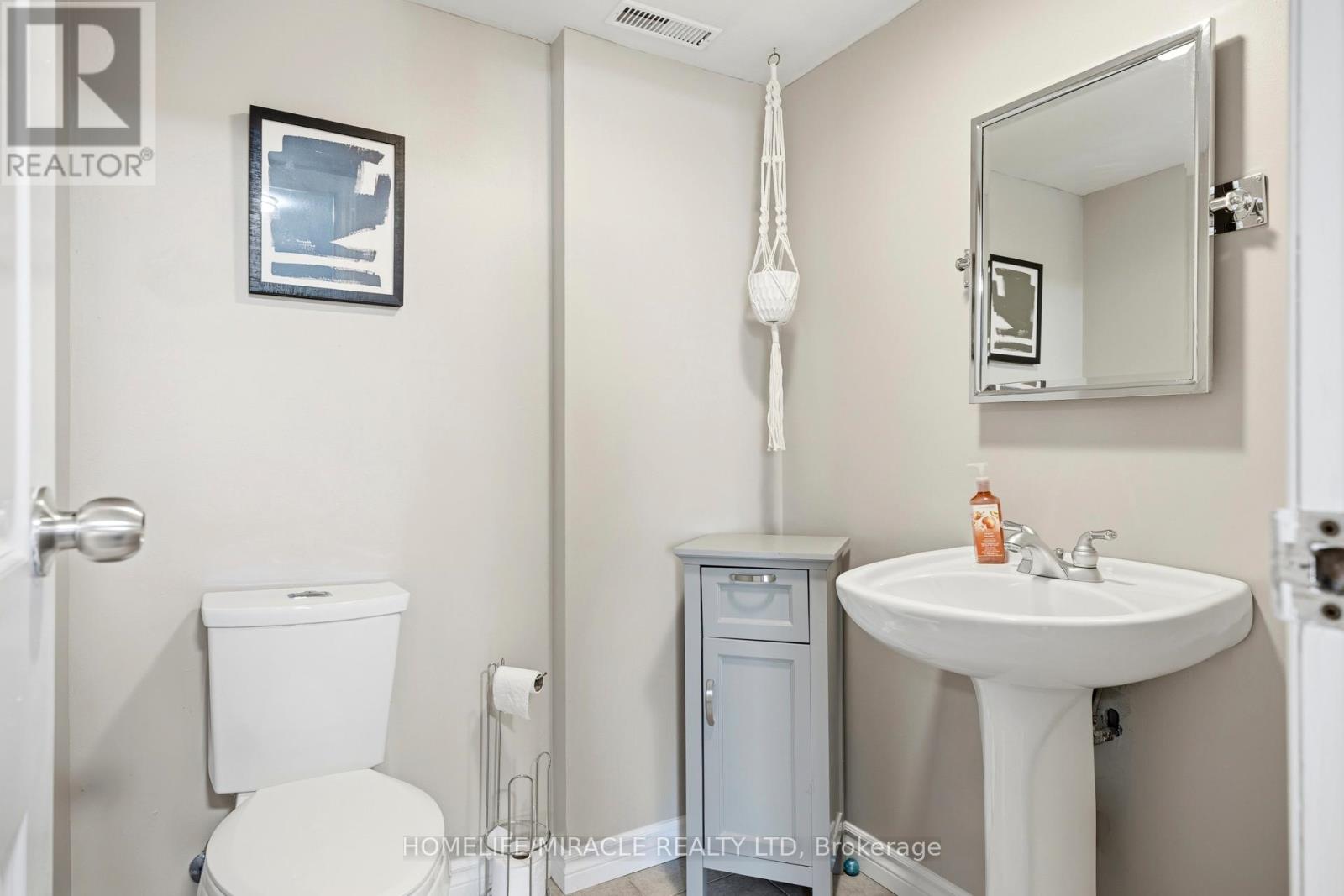 567 Ferndale Court, London South, Ontario  N6C 5C2 - Photo 25 - X12968278