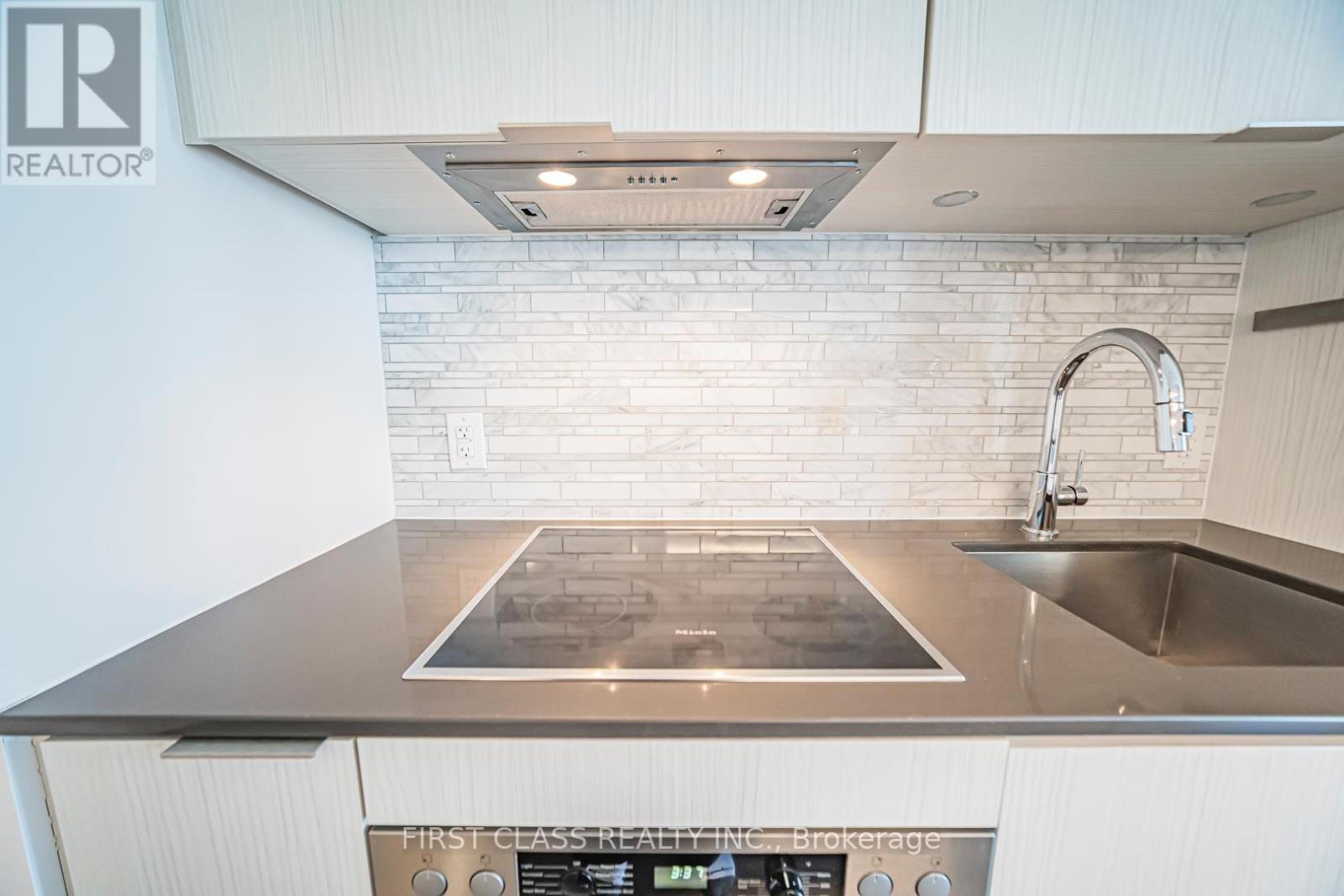 3202 - 20 Richardson Street, Toronto, Ontario  M5A 0S6 - Photo 13 - C12970674