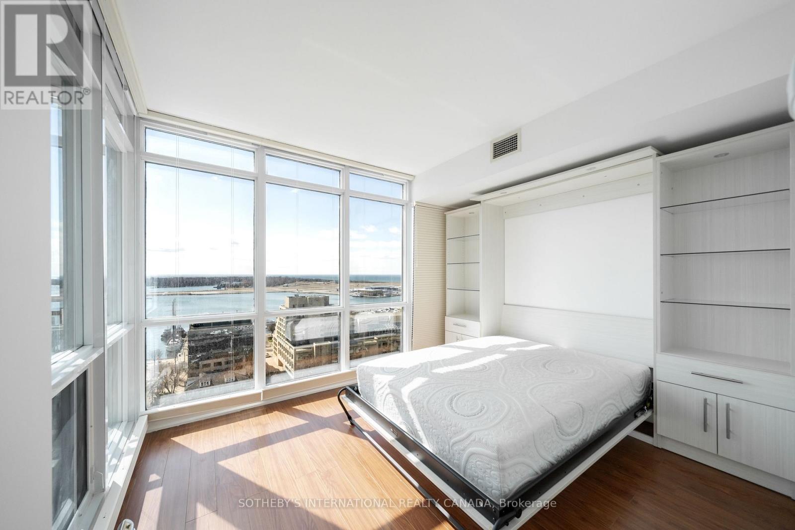 2110 - 11 Brunel Court, Toronto, Ontario  M5V 3Y3 - Photo 16 - C12970698