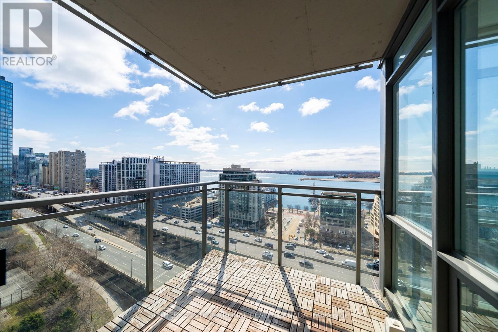 2110 - 11 Brunel Court, Toronto, Ontario  M5V 3Y3 - Photo 17 - C12970698