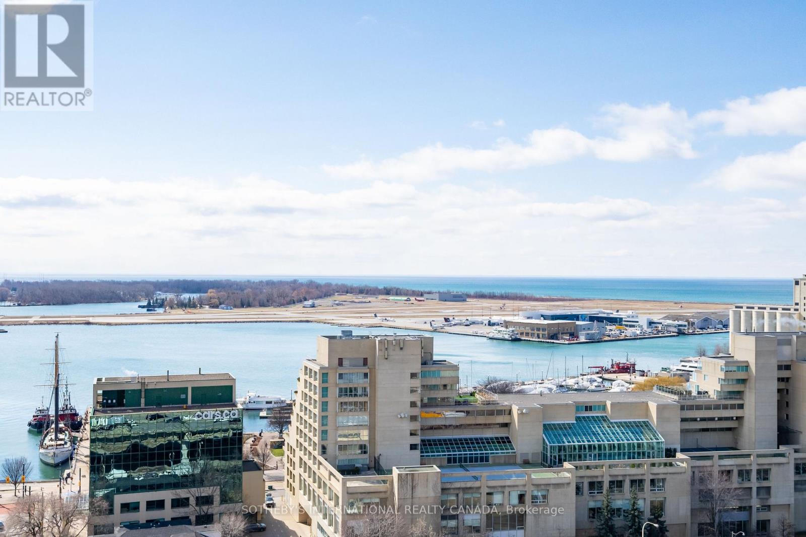 2110 - 11 Brunel Court, Toronto, Ontario  M5V 3Y3 - Photo 18 - C12970698