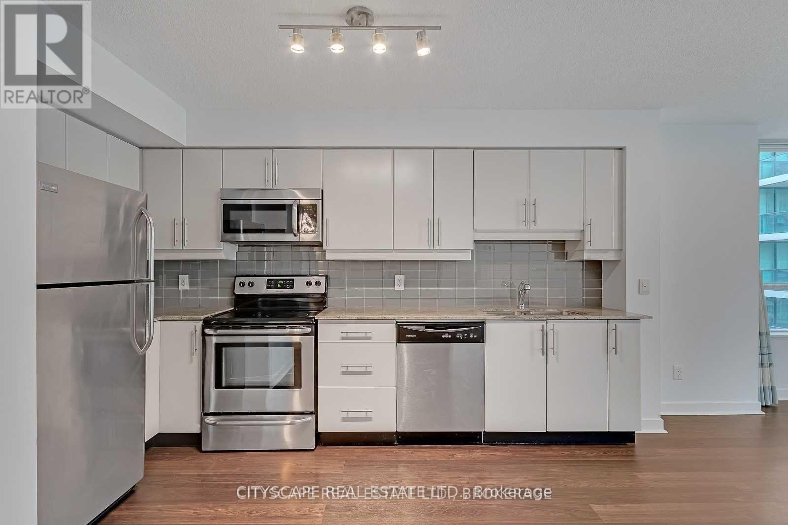 1006 - 33 BAY STREET, Toronto, Ontario