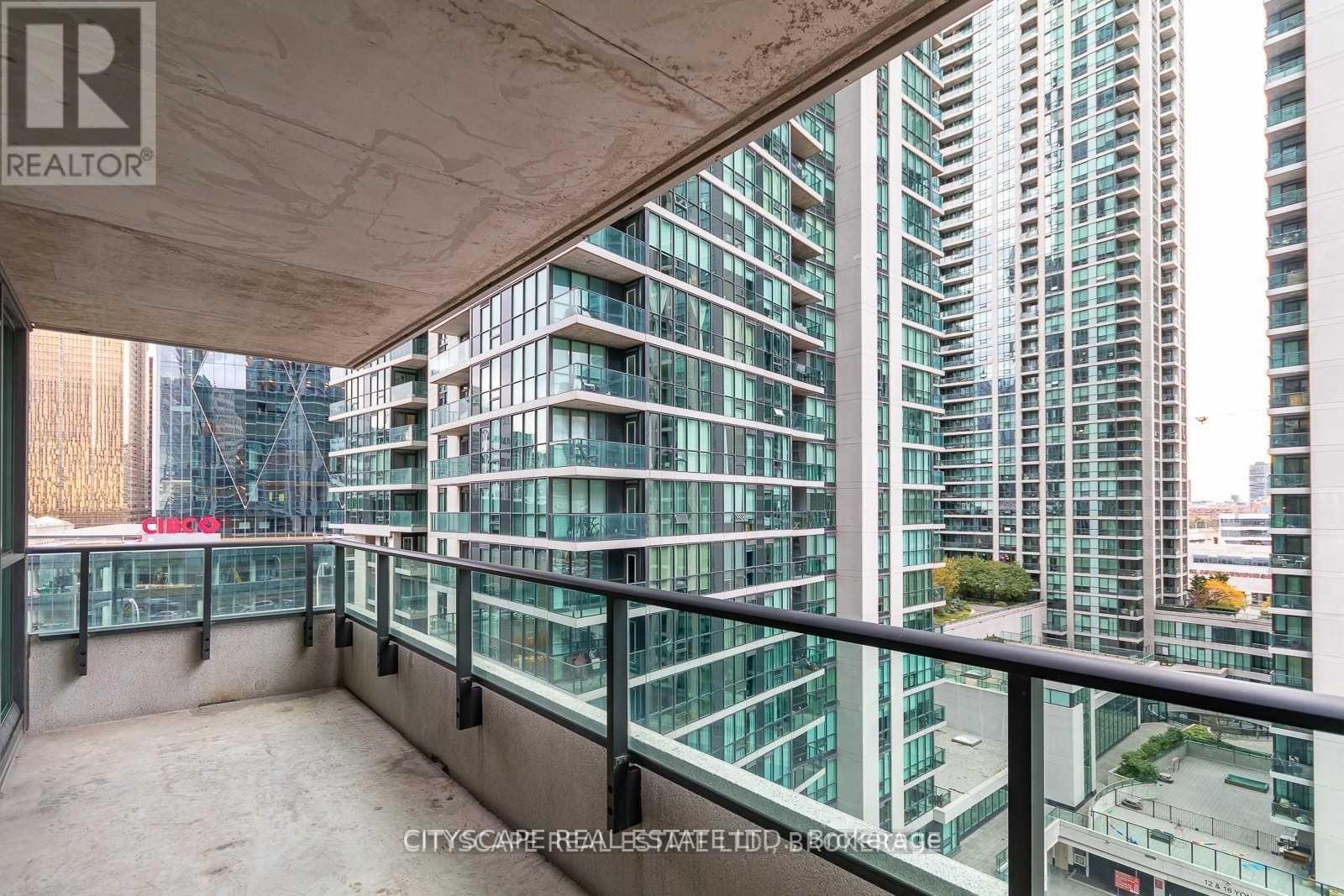 1006 - 33 Bay Street, Toronto, Ontario  M5J 2Z3 - Photo 12 - C12970704