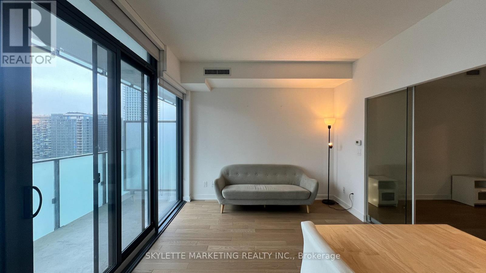 2213 - 25 Richmond Street E, Toronto, Ontario  M5C 0A6 - Photo 10 - C12970804