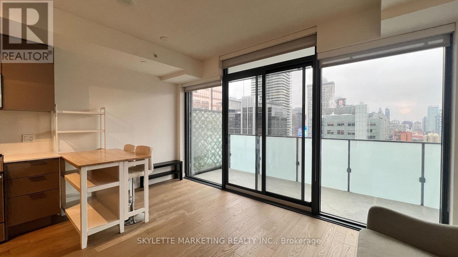 2213 - 25 Richmond Street E, Toronto, Ontario  M5C 0A6 - Photo 12 - C12970804