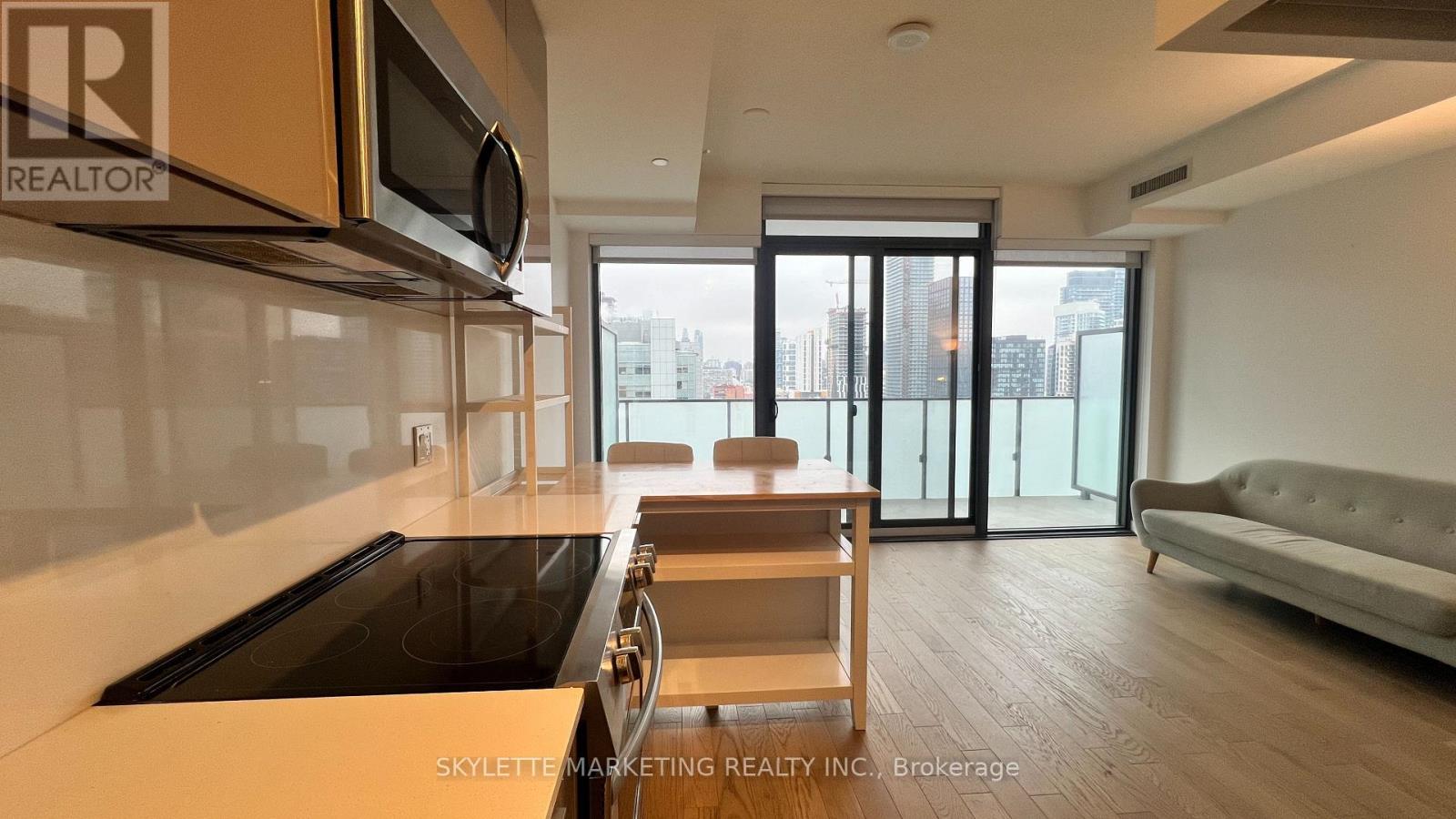 2213 - 25 Richmond Street E, Toronto, Ontario  M5C 0A6 - Photo 9 - C12970804