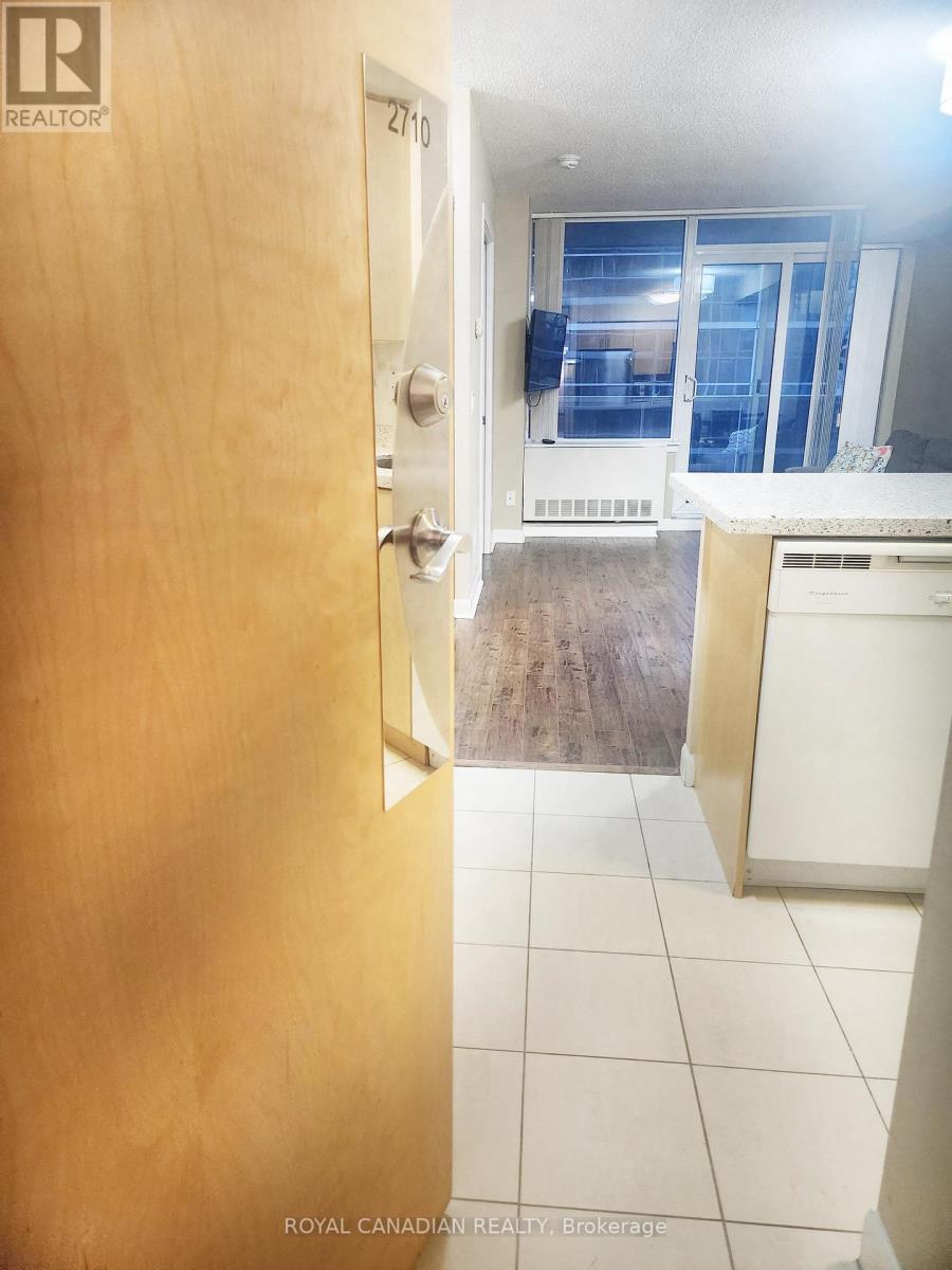 2710 - 4978 Yonge Street, Toronto, Ontario  M2N 7G8 - Photo 3 - C12970828