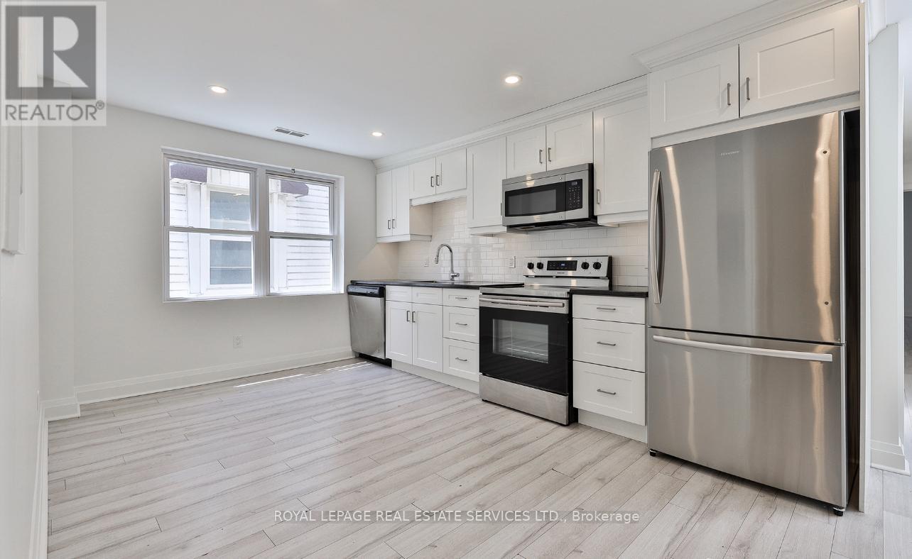 995 Bloor Street W, Toronto, Ontario  M6H 1M1 - Photo 2 - C12970846