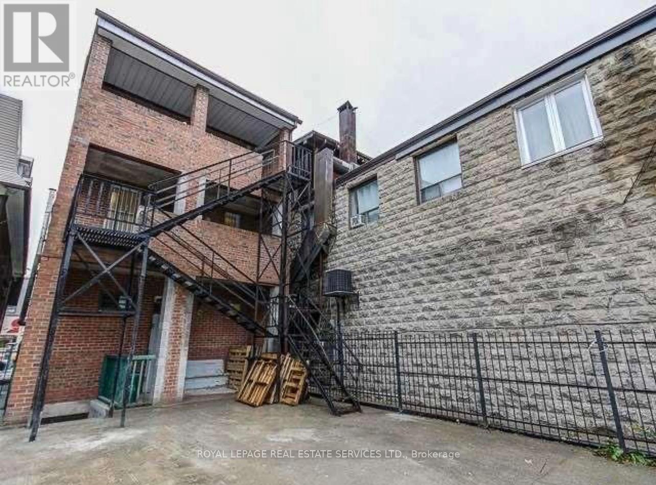 995 Bloor Street W, Toronto, Ontario  M6H 1M1 - Photo 22 - C12970846
