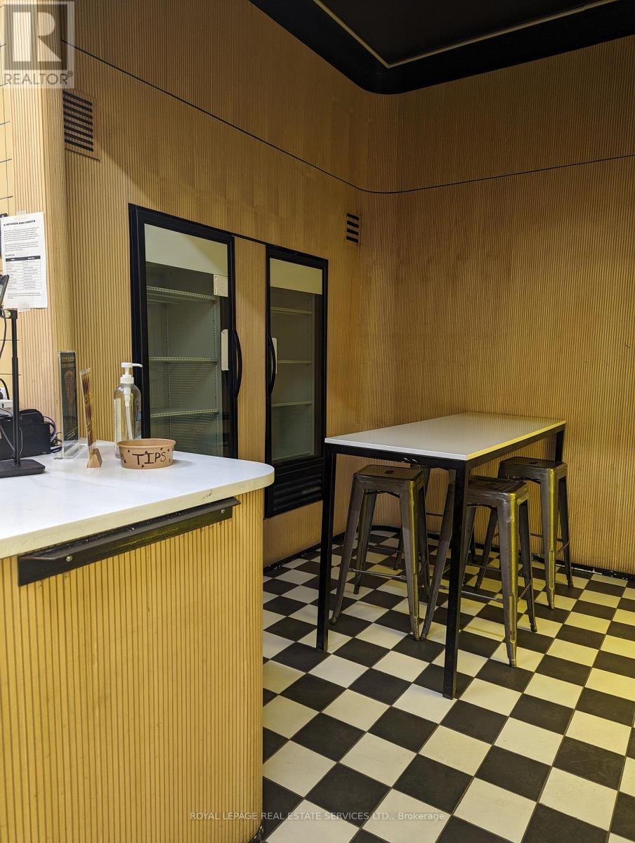 995 Bloor Street W, Toronto, Ontario  M6H 1M1 - Photo 23 - C12970846