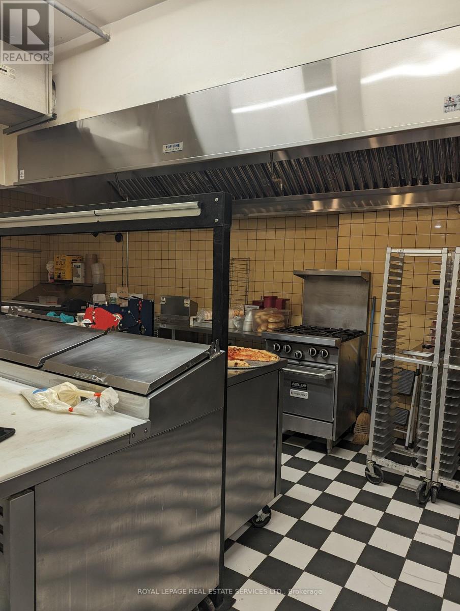 995 Bloor Street W, Toronto, Ontario  M6H 1M1 - Photo 24 - C12970846