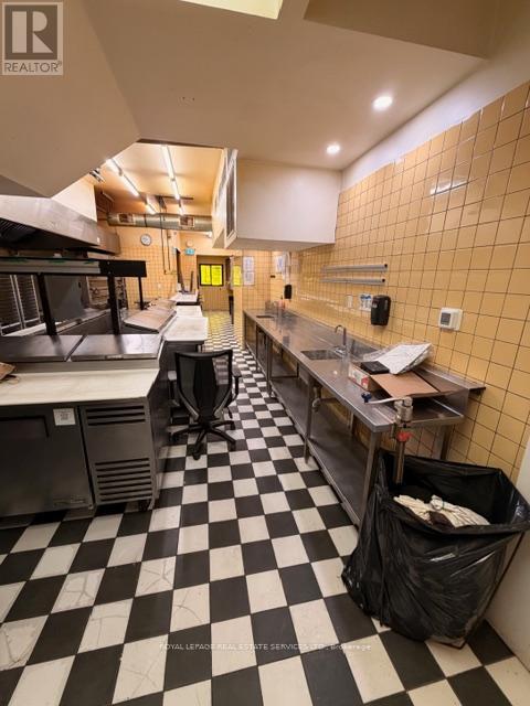 995 Bloor Street W, Toronto, Ontario  M6H 1M1 - Photo 30 - C12970846