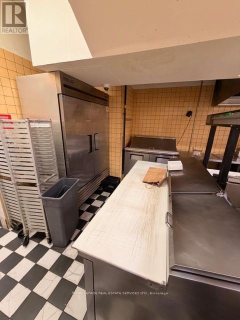 995 Bloor Street W, Toronto, Ontario  M6H 1M1 - Photo 34 - C12970846