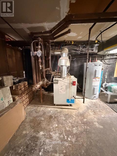 995 Bloor Street W, Toronto, Ontario  M6H 1M1 - Photo 48 - C12970846