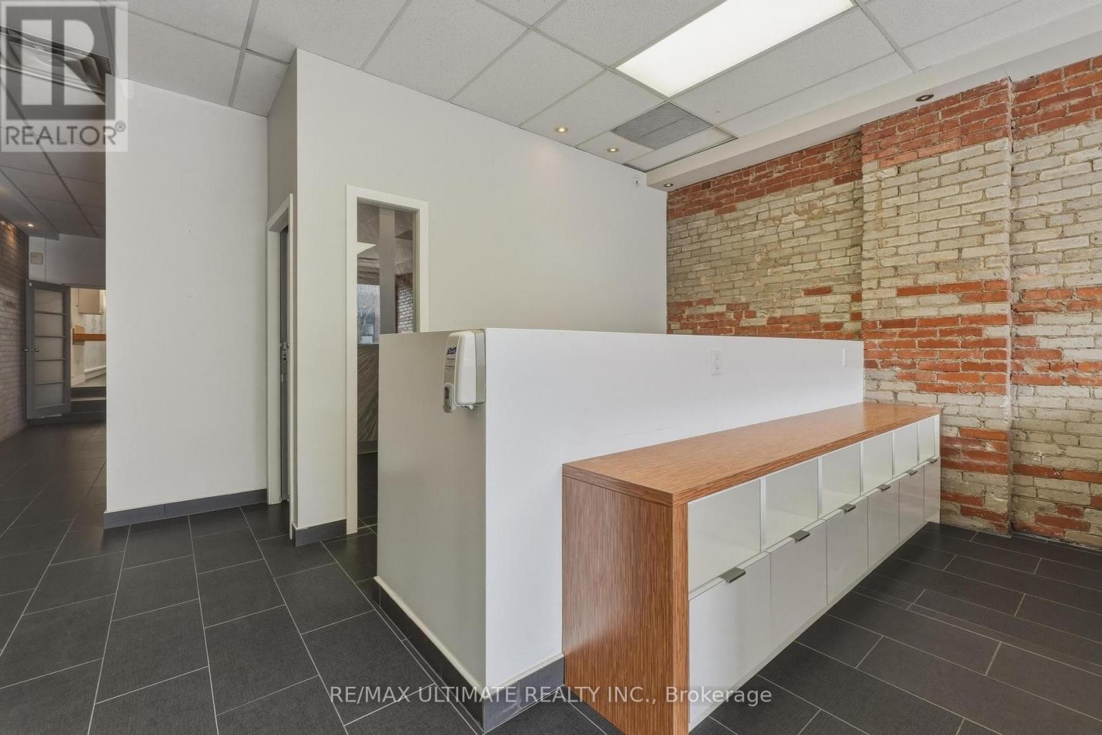 968 College Street, Toronto, Ontario  M5H 1A5 - Photo 19 - C12970848