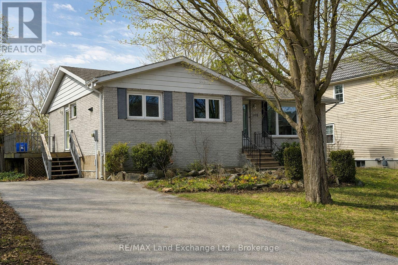 269 Morpeth Street, Saugeen Shores, Ontario  N0H 2L0 - Photo 2 - X12770532