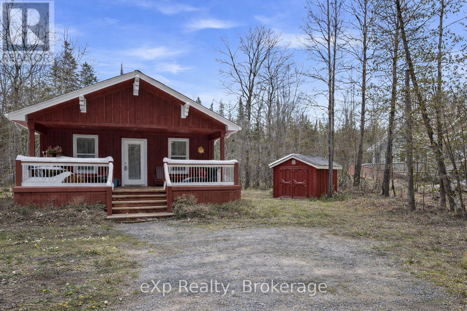 38 Miller Lake Road, Northern Bruce Peninsula, Ontario  N0H 1Z0 - Photo 3 - X12902374