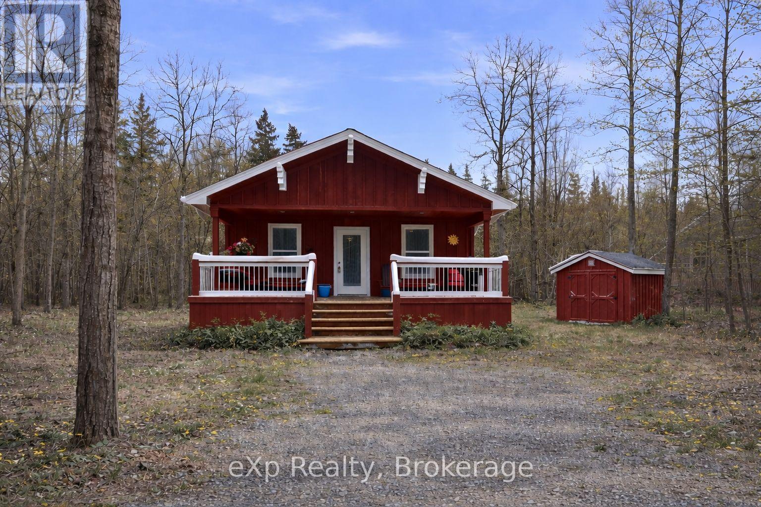 38 Miller Lake Road, Northern Bruce Peninsula, Ontario  N0H 1Z0 - Photo 1 - X12902374